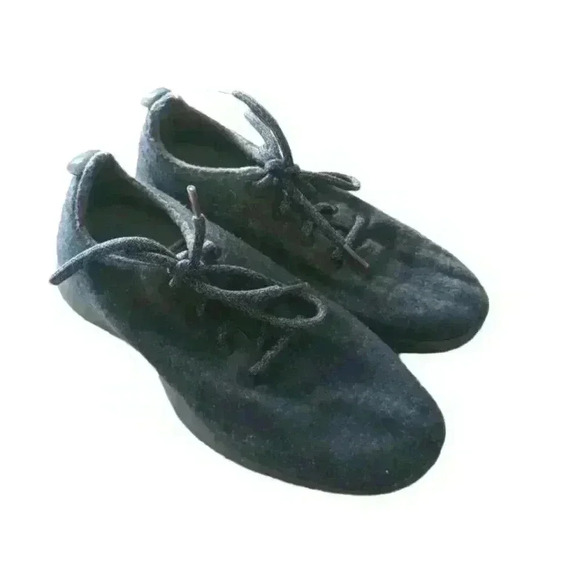 Allbirds Womens Dark Gray Wool Runner 8 - Picture 1 of 14
